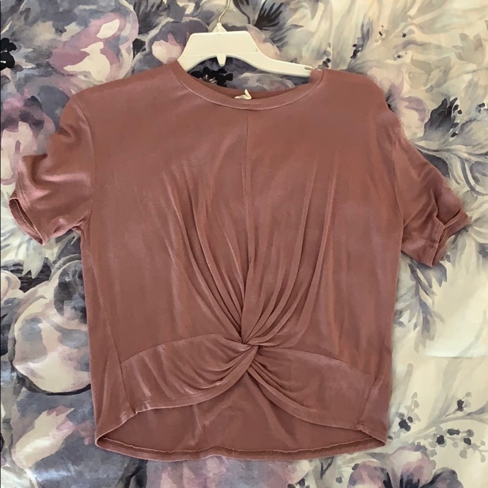 Tillys short sleeve shirt